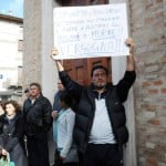>>>ANSA/SUICIDI PER CRISI, GRIDA AI FUNERALI: E' OMICIDIO DI STATO