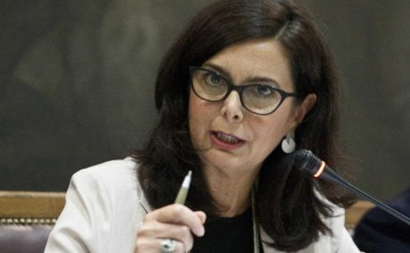 Camera - cerimonia del ventaglio