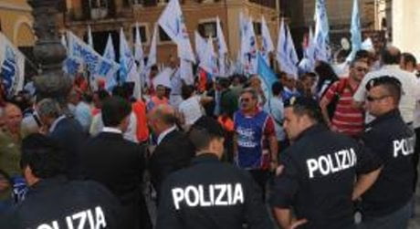 proteste-polizia