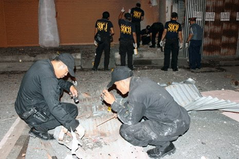 FILIPPINE_bomba_chiesa