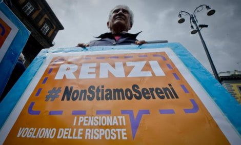 Pensioni: 'Noi non stiamo sereni', mobilitazione a Napoli