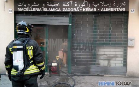 macelleria-islamica-molotov