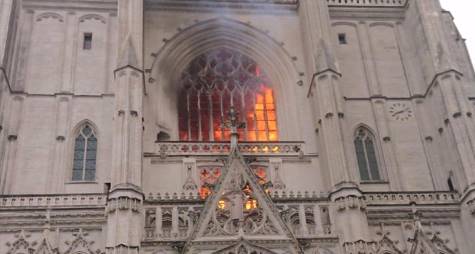 nantes-cattedrale-8y.jpg