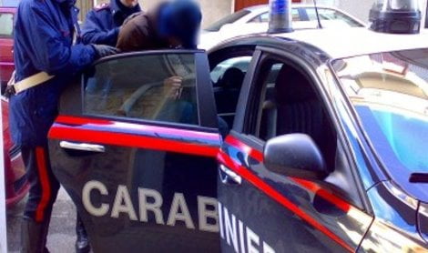 carabinieri arresto