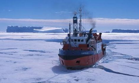 Antartide: nave bloccata dai ghiacci, 5 italiani a bordo
