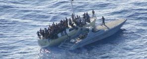 motoveliero migranti
