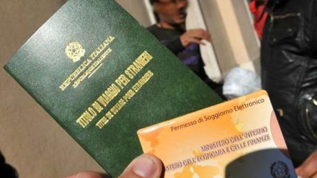 passaporto falso permessi di soggiorno