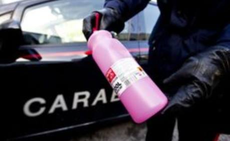 Cosparge di alcol la fidanzata e le dà fuoco, fermato marocchino Cosparge di alcol la fidanzata e le dà fuoco, fermato marocchino