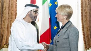 Roberta Pinotti in Qatar