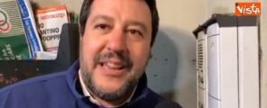 Salvini citofona