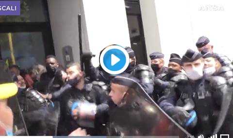 proteste degli agricoltori a Parigi