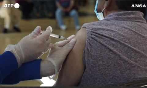 convincere gli americani a vaccinarsi