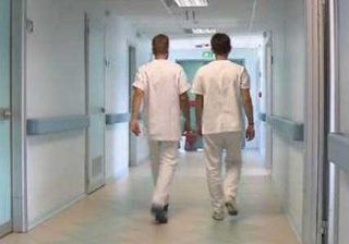 lombardia mancano 1200 infermieri