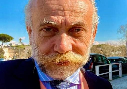 Stramezzi sospeso dall'Ordine