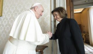 Nancy Pelosi e Bergoglio