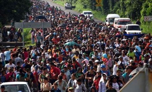 carovana di 11mila migranti