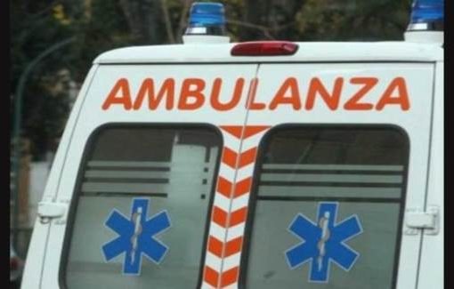 Anziana sola trovata morta in casa dopo molti anni ambulanza malore
