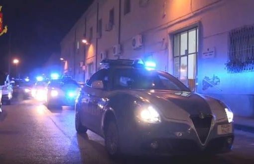Spaccio, estorsione e usura: sgominata banda di sinti polizia
