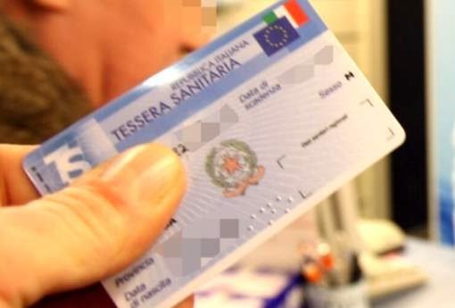 Bancomat, la novità: allo sportello con la tessera sanitaria tessera sanitaria