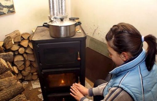 Energia, sindaco di Rimini: ok camini e stufe a legna camino stufa