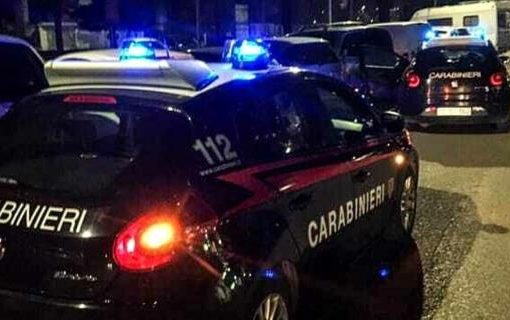 Faida tra Sinti, arrestati madre e figlio della donna uccisa carabinieri