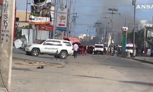 Somalia, attentati a Mogadiscio: 100 morti attentarti Mogadiscio