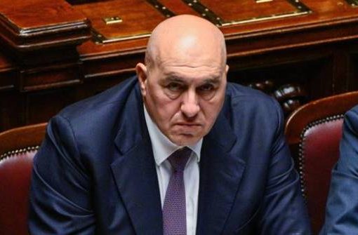 Crosetto operato al colon: “È in buone condizioni” Guido Crosetto