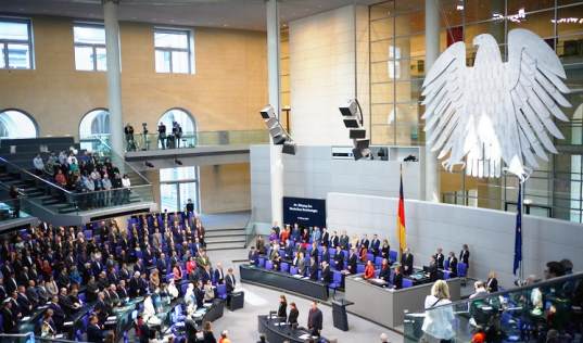 Bundestag modifiche da Imolaoggi.it Bundestag | ok modifiche costituzionali per investimenti in difesa