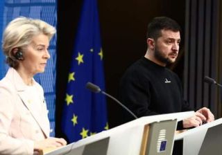 Von der Leyen e Zelensky