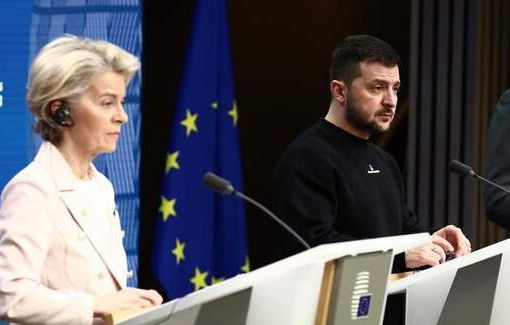 Von der Leyen e Zelensky