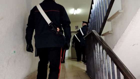 Milano falsa da Imolaoggi.it milano falsa dentista colombiana truffa clienti e li fa accoltellare