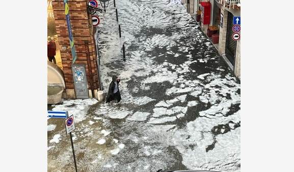 bomba d'acqua e grandine a Pesaro