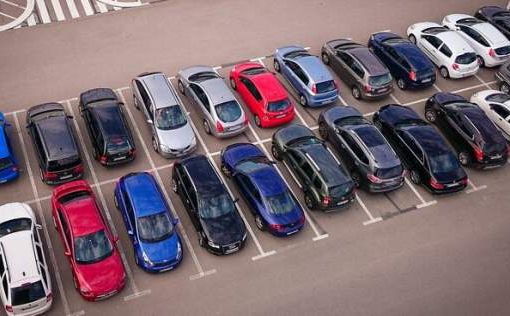 Lettonia auto all'Ucraina