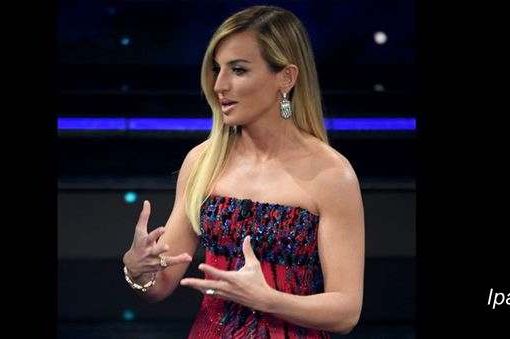 Teatro La Fenice, sindacati scioperano contro la nomina di Venezi a direttore dell’orchestra Beatrice Venezi