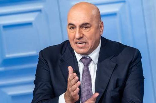 Ministero Difesa: un ‘esercito di hacker’ contro attacchi informatici e disinformazione Crosetto