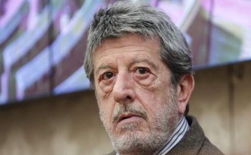 Morte Andrea Purgatori, sale a 4 il numero dei medici indagati Andrea Purgatori