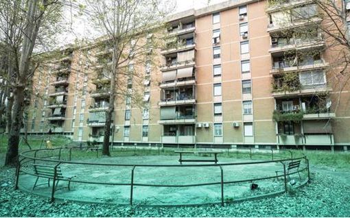 Case occupate, Cassazione: la presenza di un minore non impedisce lo sfratto casa occupata dai Rom