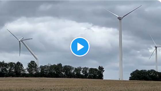 turbina eolica crolla