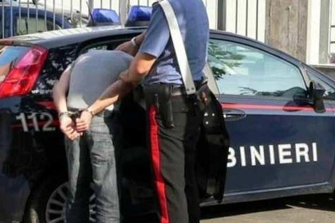 carabinieri arresto