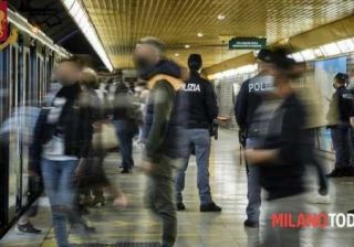 metro Milano polizia
