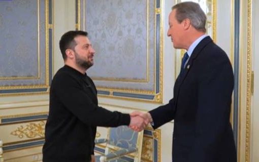 Cameron e Zelensky