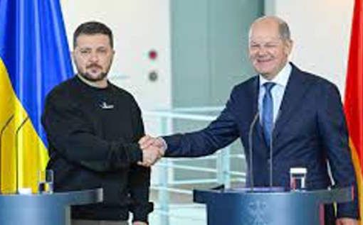 Germania, 10 milioni di euro per 4 nuovi “centri di ricerca” in Ucraina Scholz e Zelensky