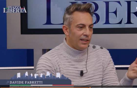 Vittime dell'amianto. PIAZZA LIBERTA’, intervento di Davide Fabretti