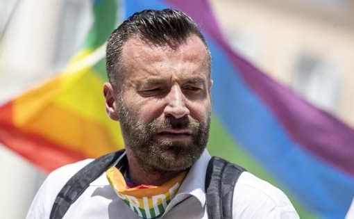 Educazione sessuale vietata alle scuole medie, Pd: ‘medioevo’ Alessandro Zan