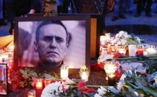Fiaccolata bipartisan per Navalny