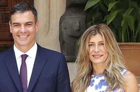 Spagna, indagata la moglie di Sanchez