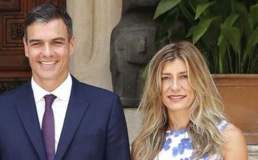 Spagna, indagata la moglie di Sanchez