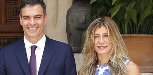 Spagna, indagata la moglie di Sanchez