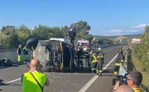 Blindato dell’Esercito si ribalta, muore un militare Blindato dell'Esercito si ribalta