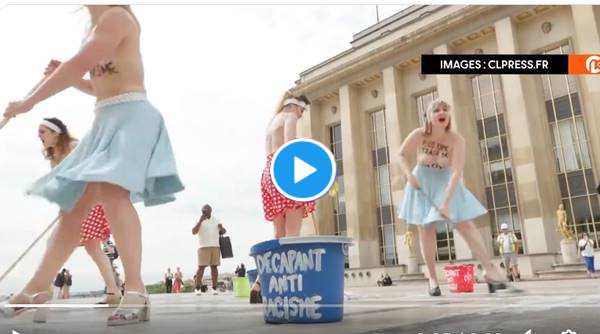 Parigi, antifasciste a seno nudo